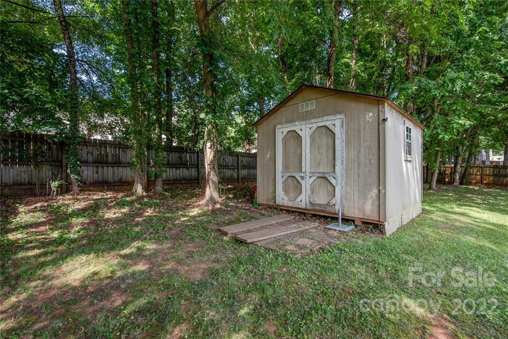 509 Shadow View Drive