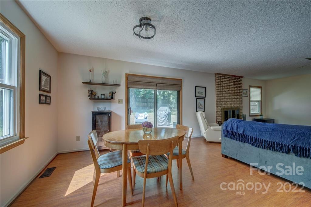 509 Shadow View Drive