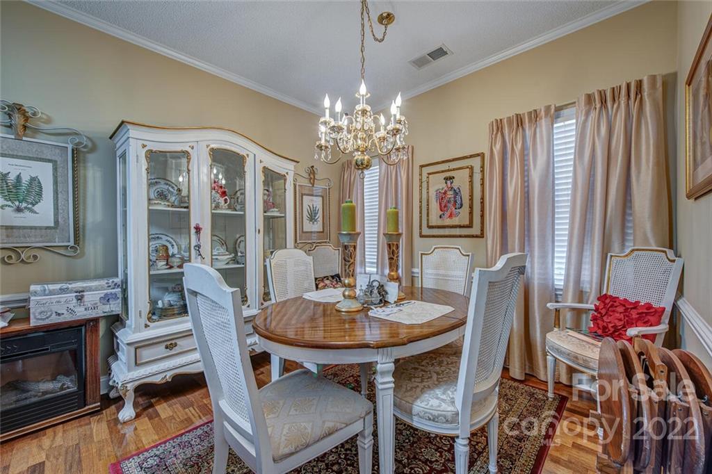 2122 Pinefield Court