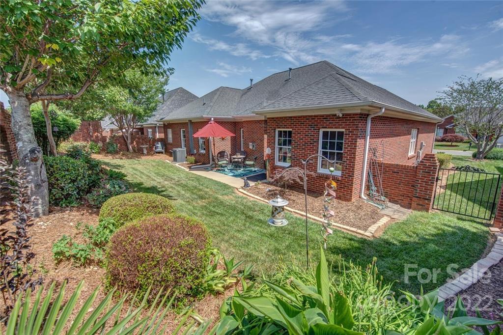 2122 Pinefield Court
