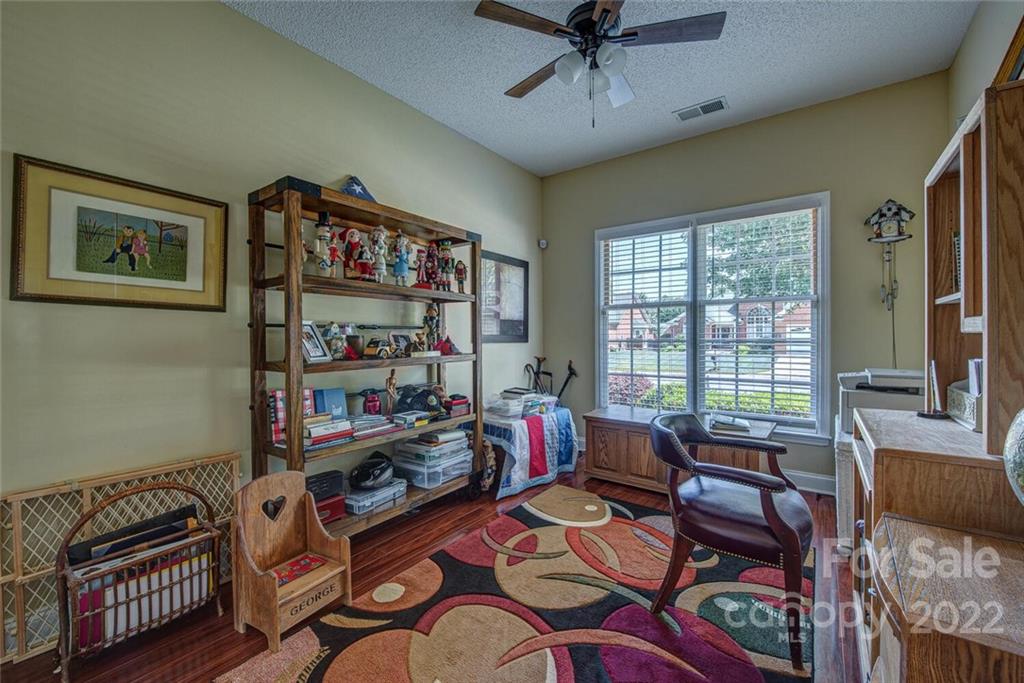 2122 Pinefield Court