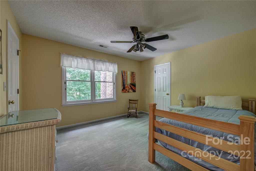 2349 Maria Lynn Court