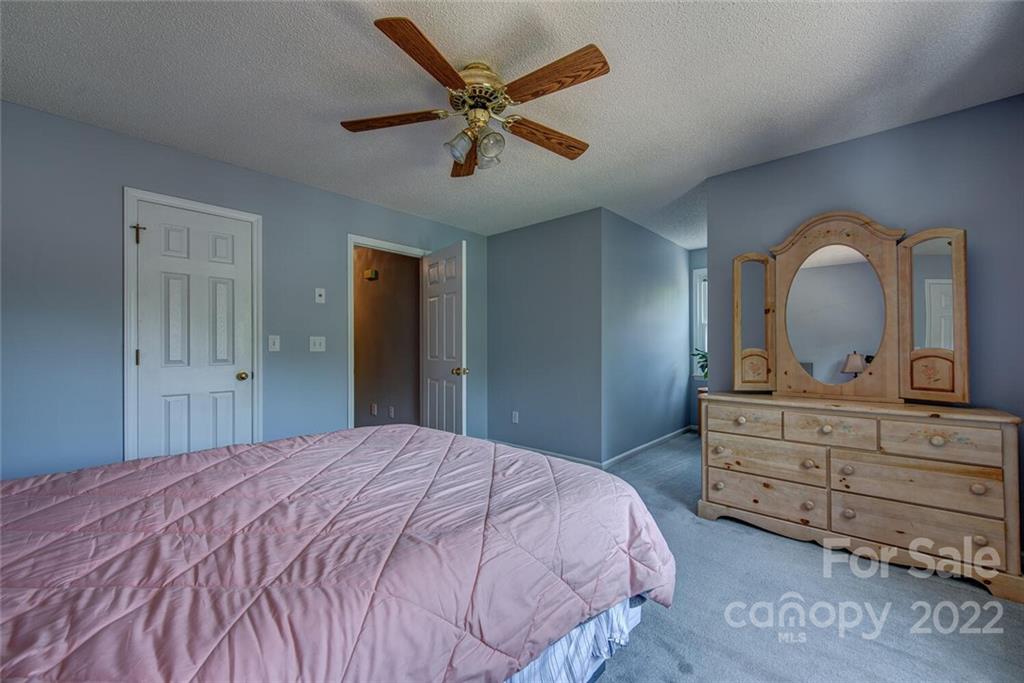 2349 Maria Lynn Court
