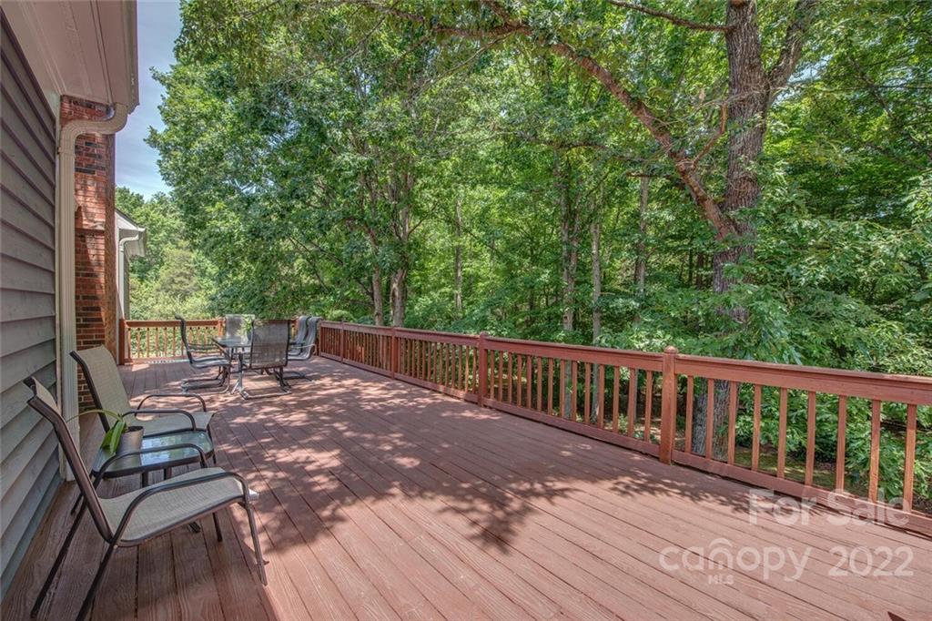2349 Maria Lynn Court