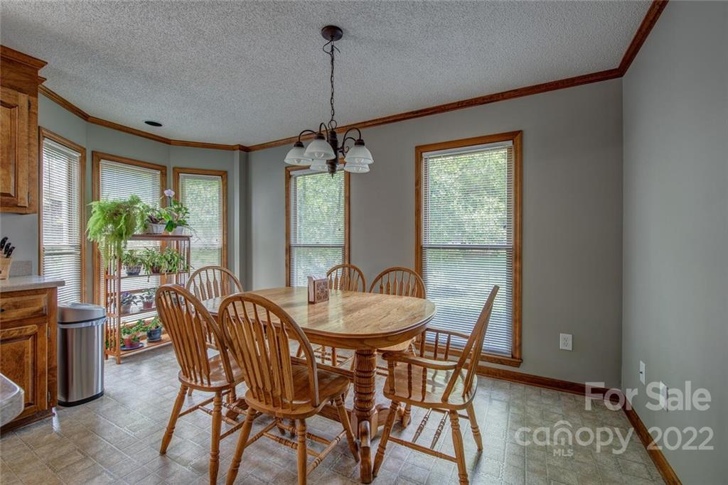 2349 Maria Lynn Court