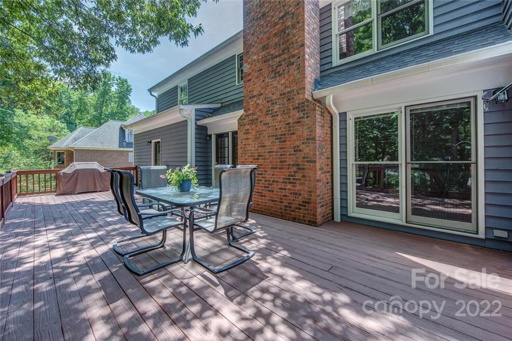 2349 Maria Lynn Court