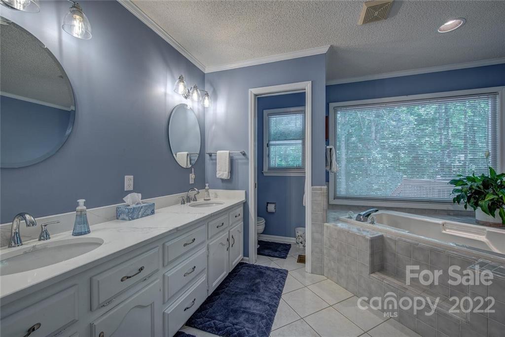 2349 Maria Lynn Court