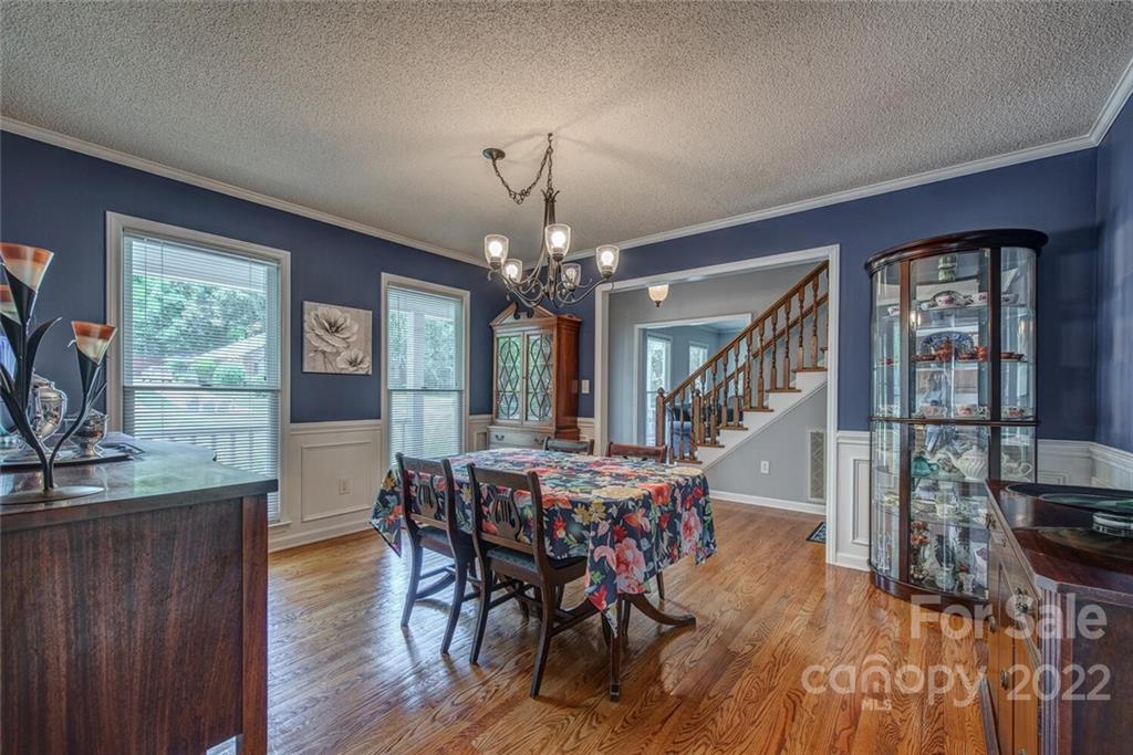 2349 Maria Lynn Court