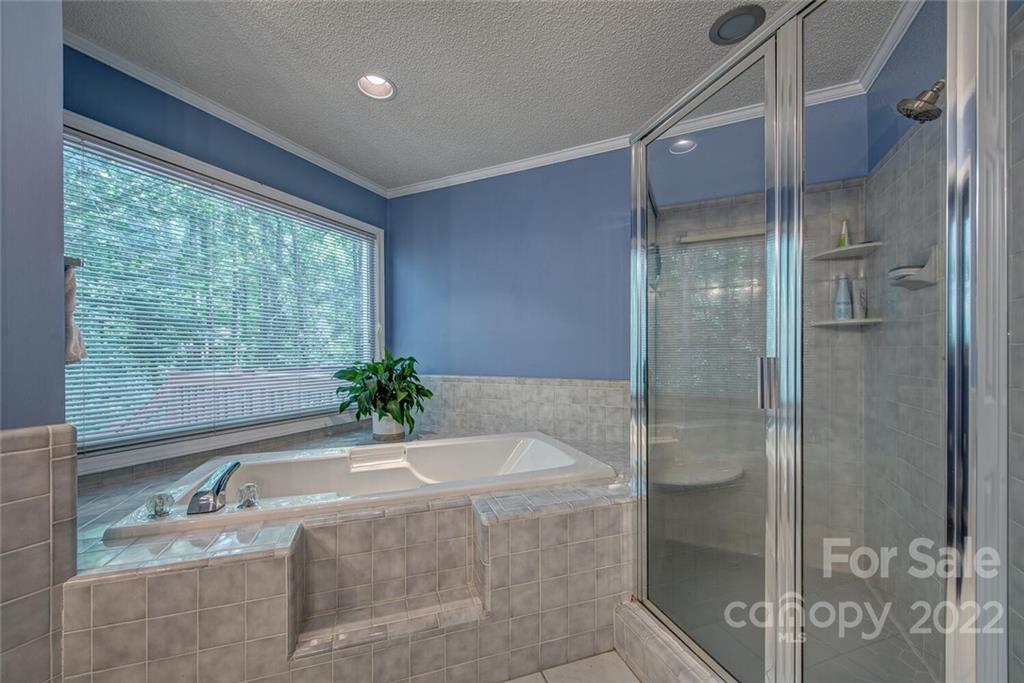 2349 Maria Lynn Court