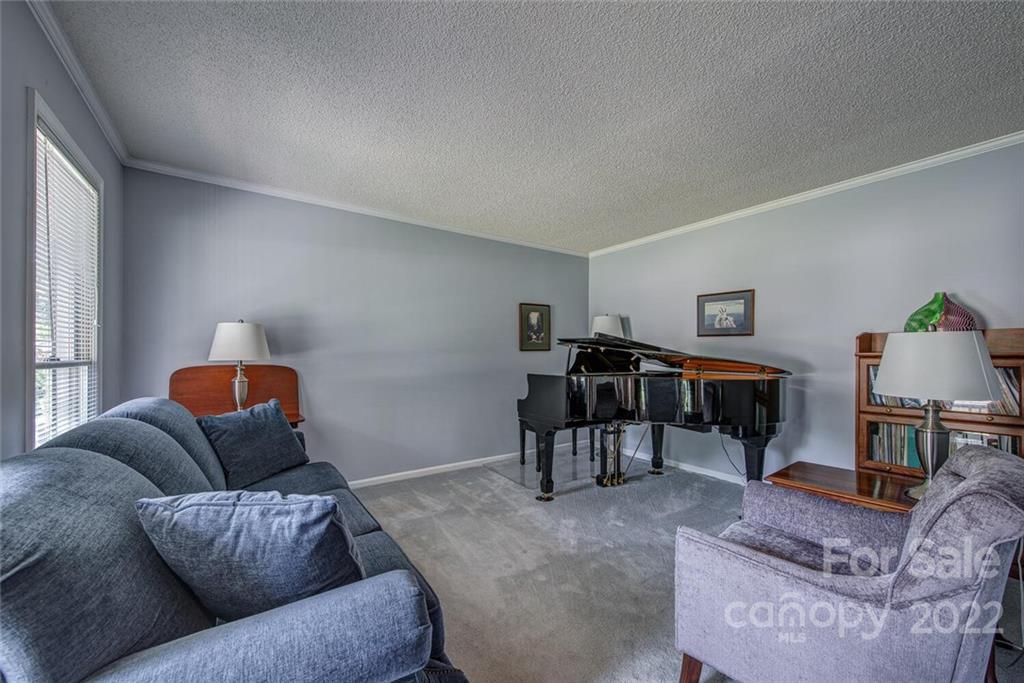 2349 Maria Lynn Court