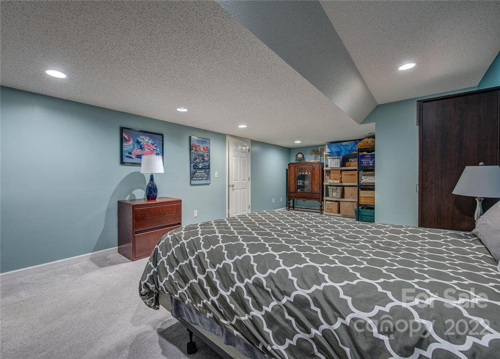 2349 Maria Lynn Court