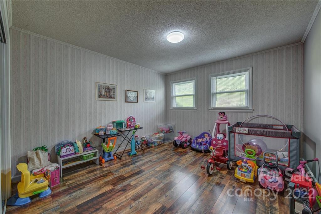 6235 Dallas Cherryville Highway