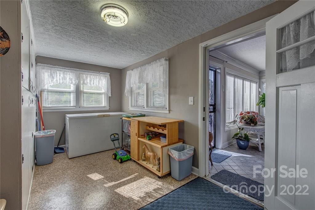 6235 Dallas Cherryville Highway