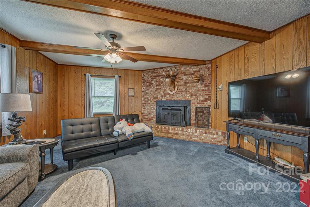 6235 Dallas Cherryville Highway