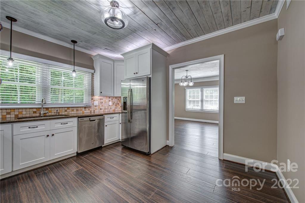 2433 Puetts Chapel Road