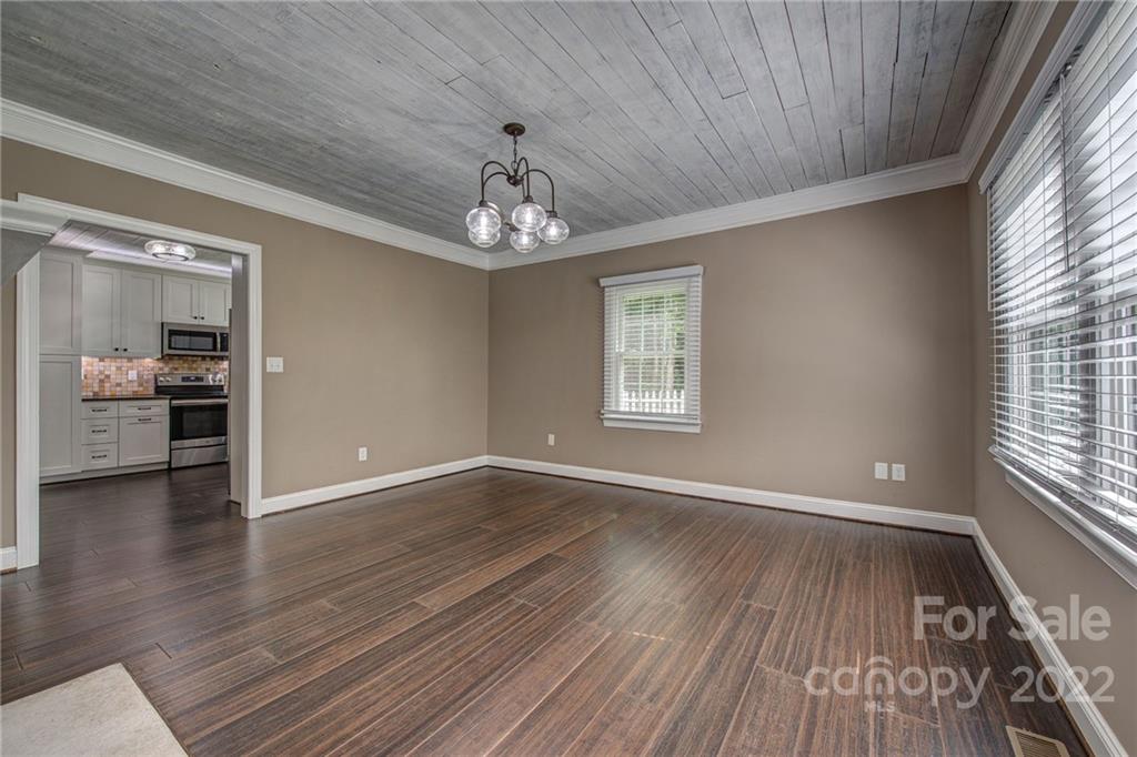 2433 Puetts Chapel Road
