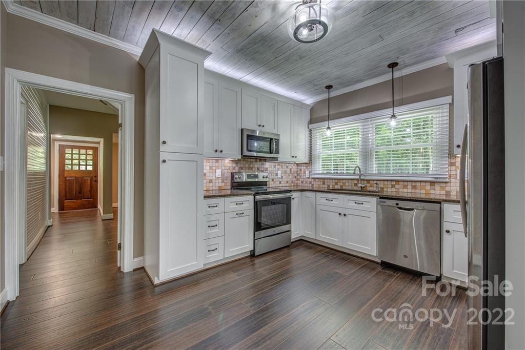 2433 Puetts Chapel Road