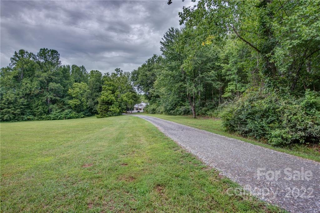 2433 Puetts Chapel Road