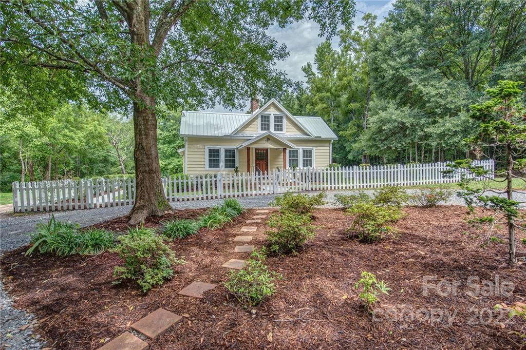 2433 Puetts Chapel Road