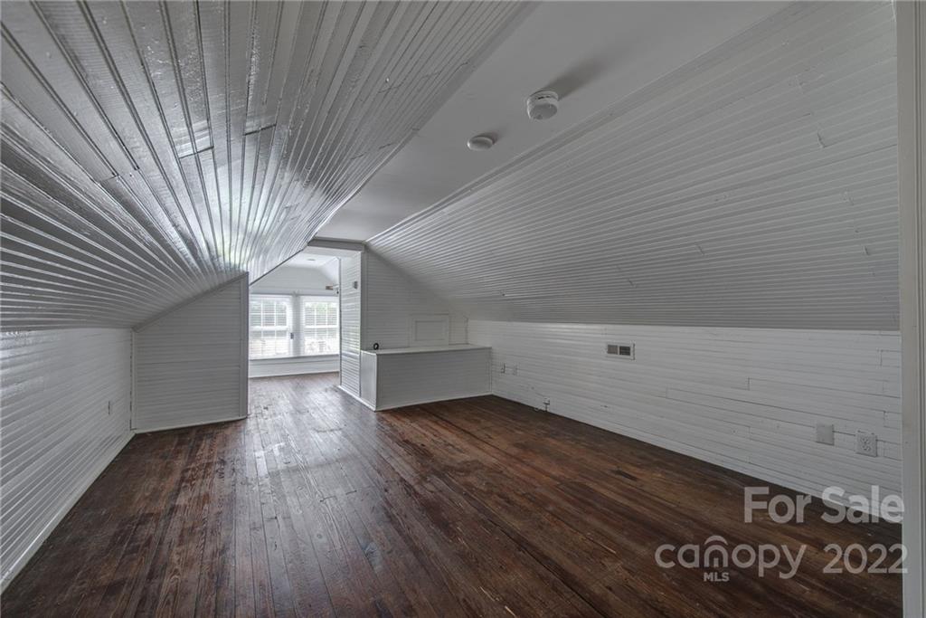 2433 Puetts Chapel Road