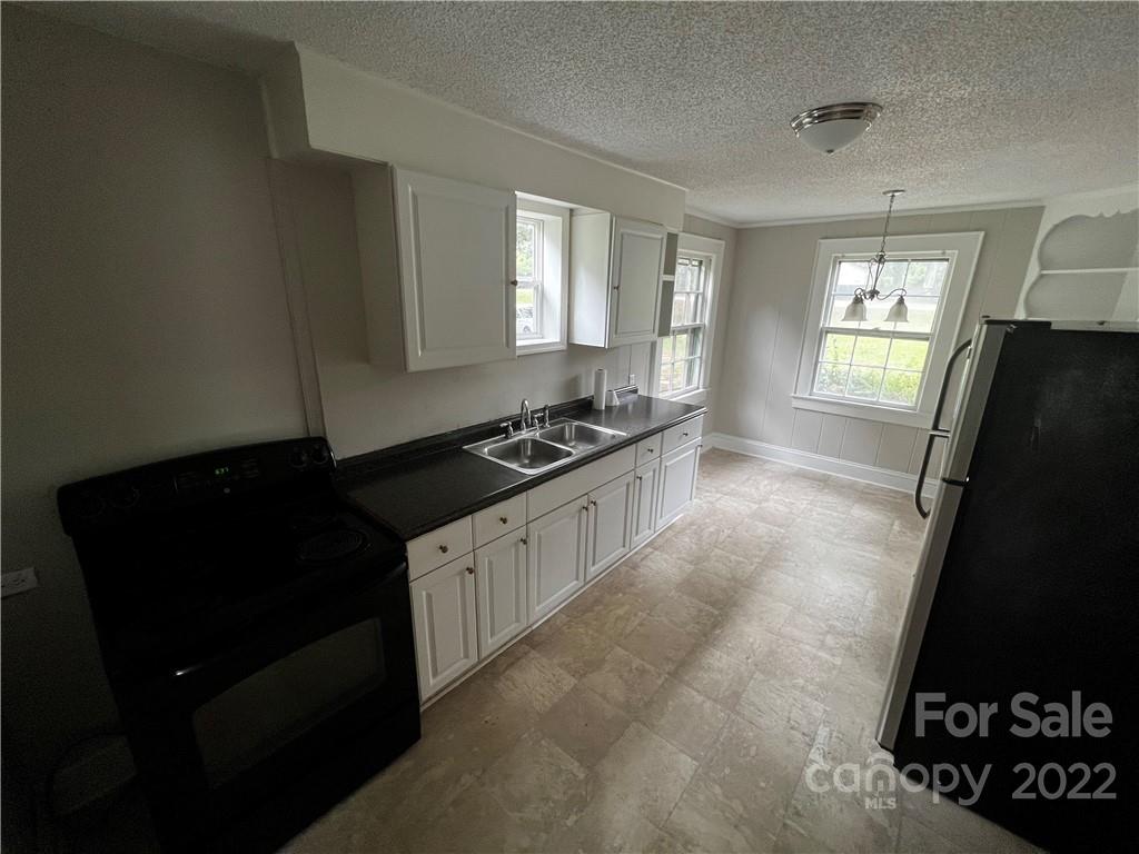 2317 Armstrong Park Drive