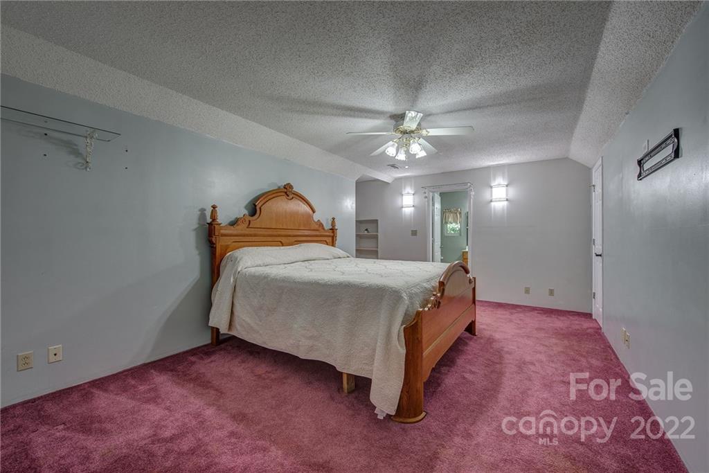 112 Louisbourg Court