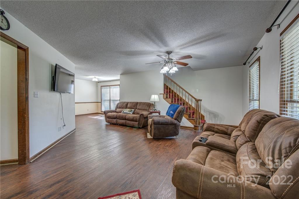112 Louisbourg Court