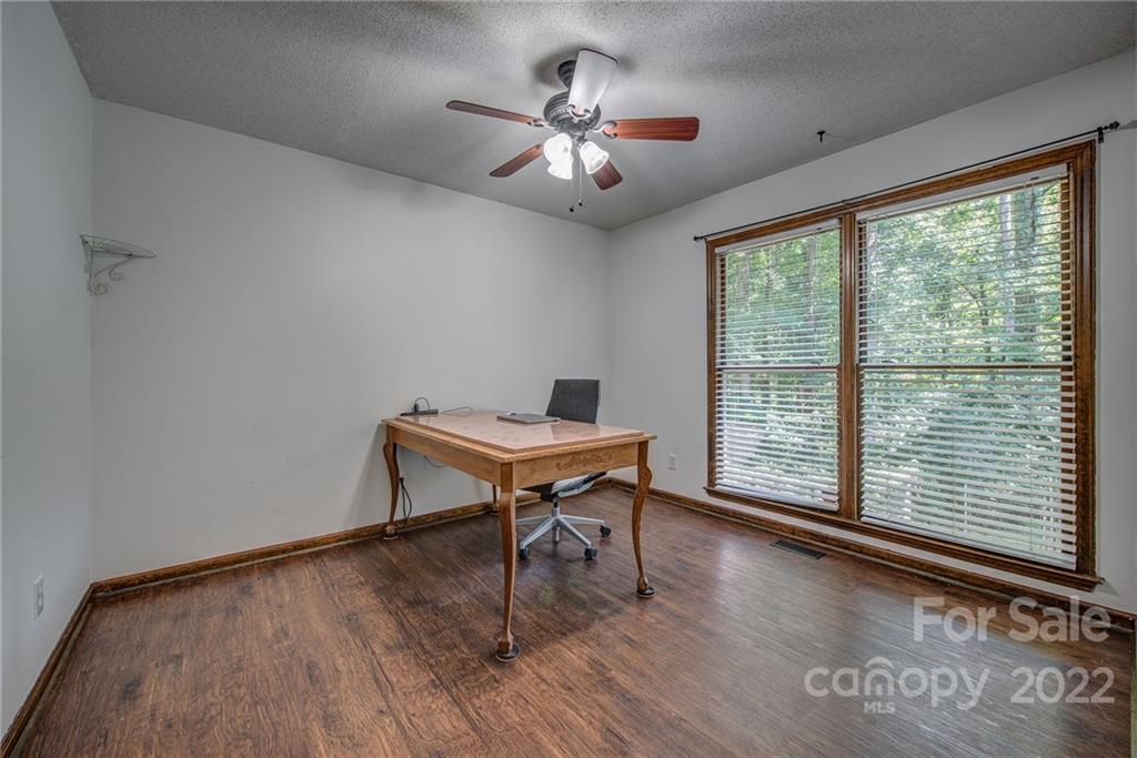 112 Louisbourg Court