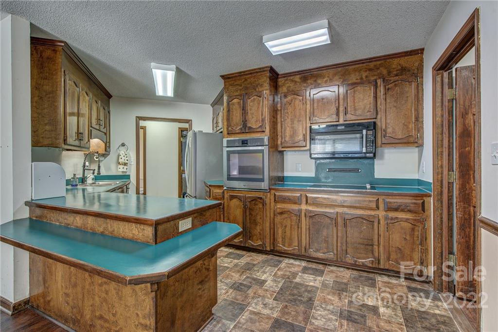 112 Louisbourg Court