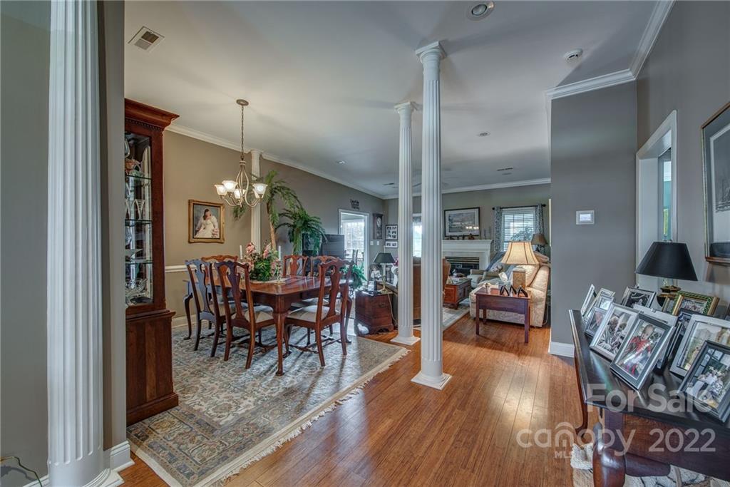 1927 Connemara Court