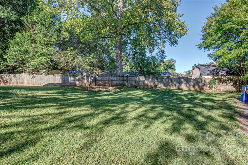 2120 Clearview Court