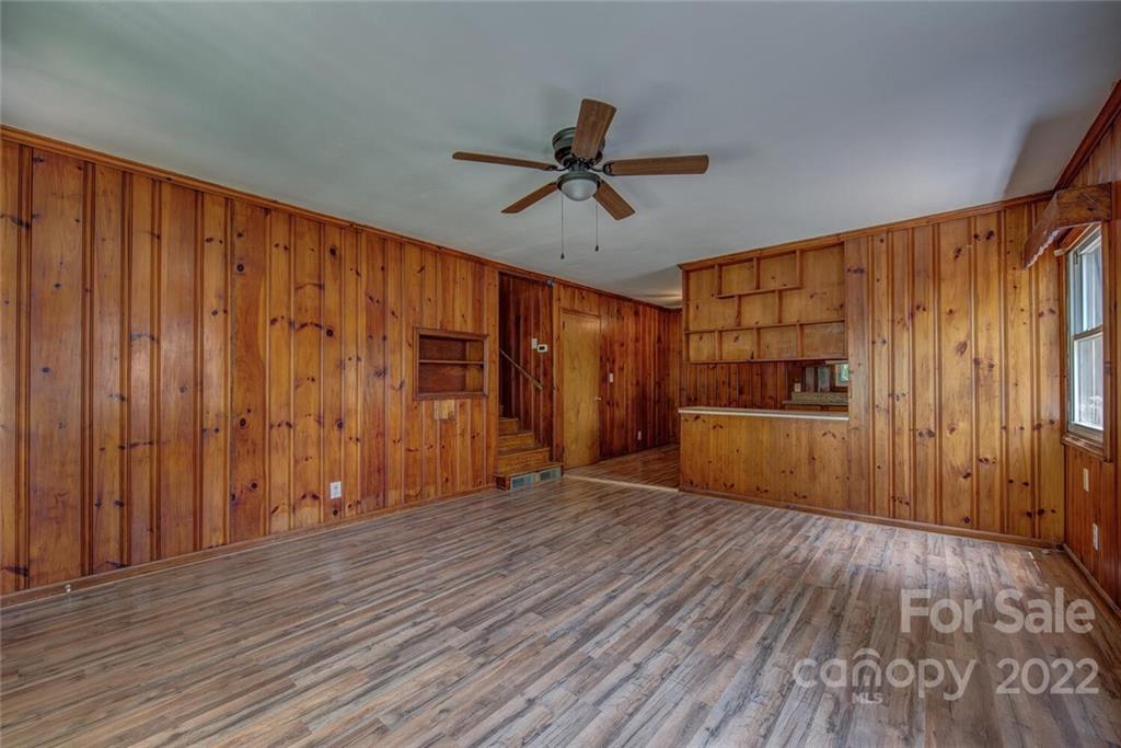 997 Green Circle Drive