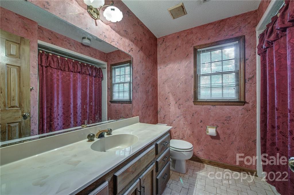 3108 Love Court