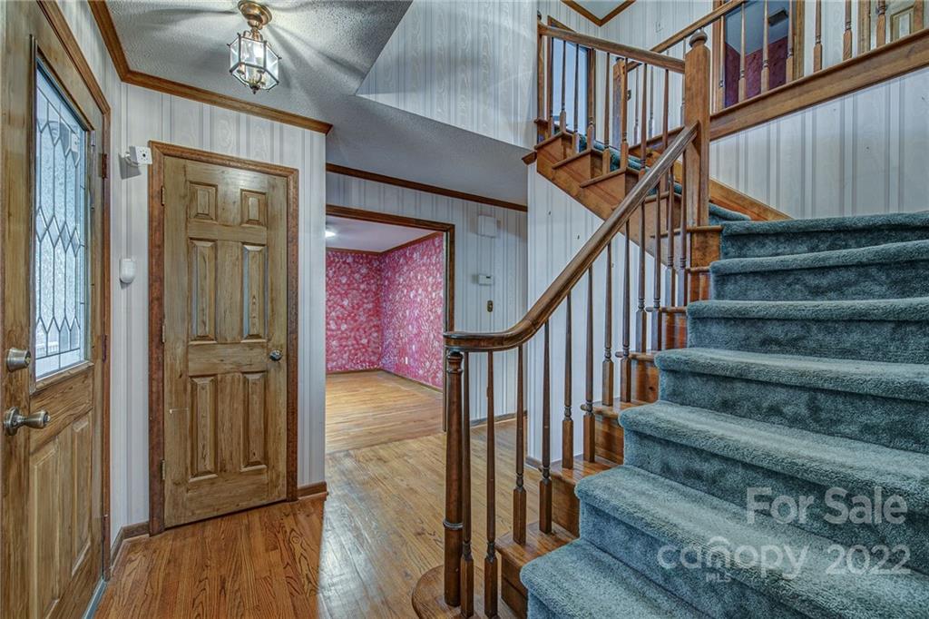 3108 Love Court