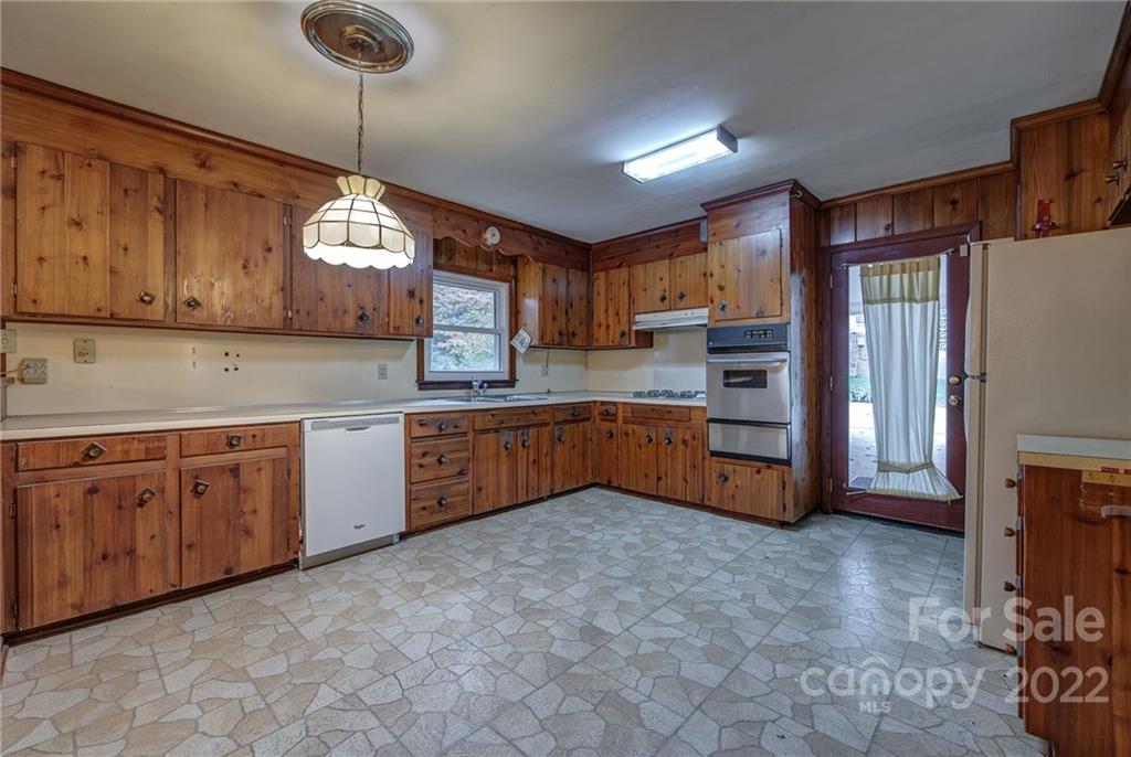 545 Eastwood Drive