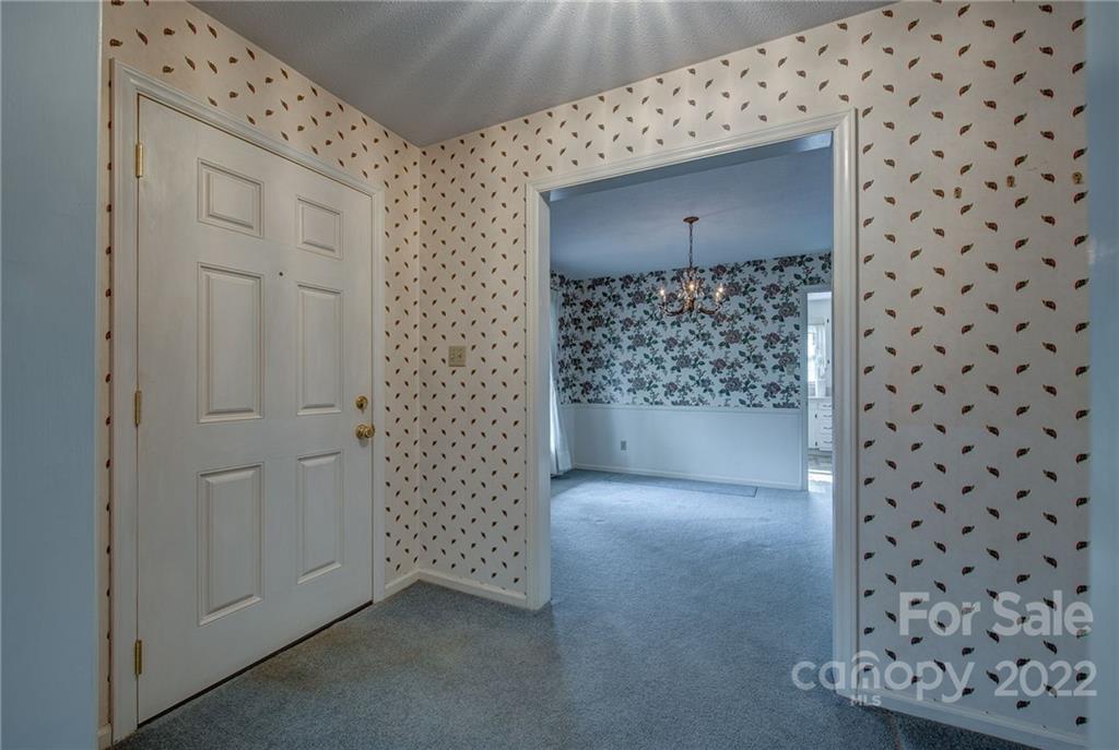 1216 Huntsmoor Drive