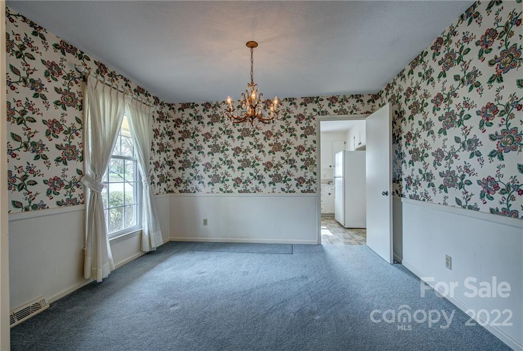 1216 Huntsmoor Drive