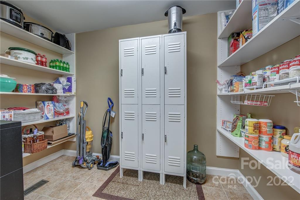 2622 Ashbourne Drive