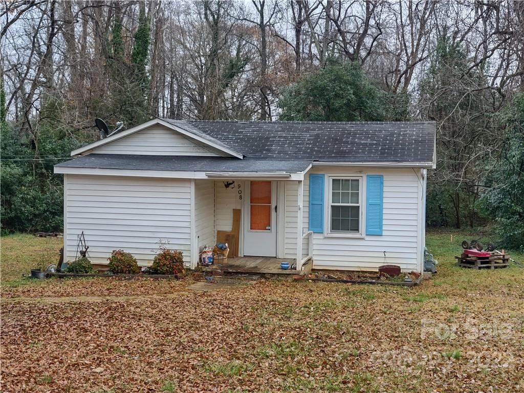 1030 Ford Drive