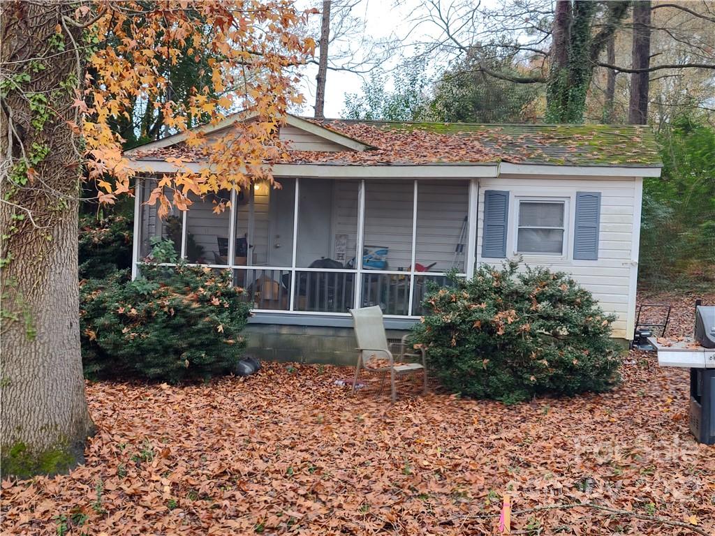 1030 Ford Drive