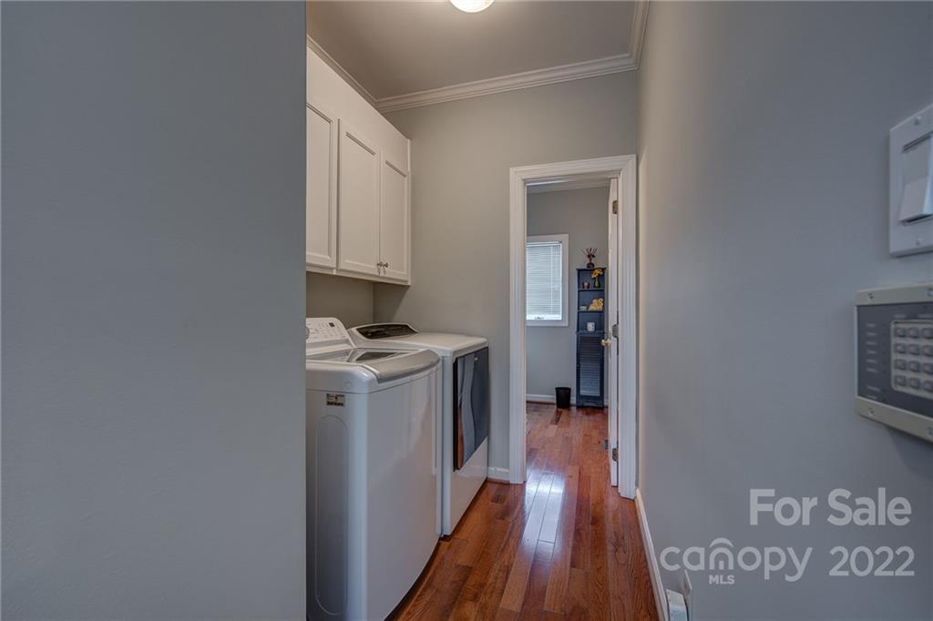 1027 Ramsgate Drive