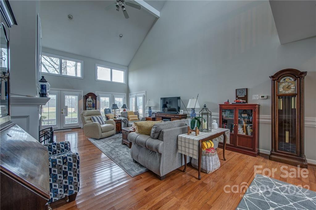 1027 Ramsgate Drive