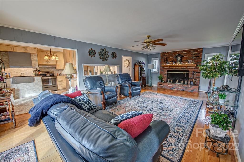 3630 Country Club Drive