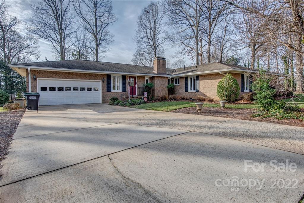 3630 Country Club Drive