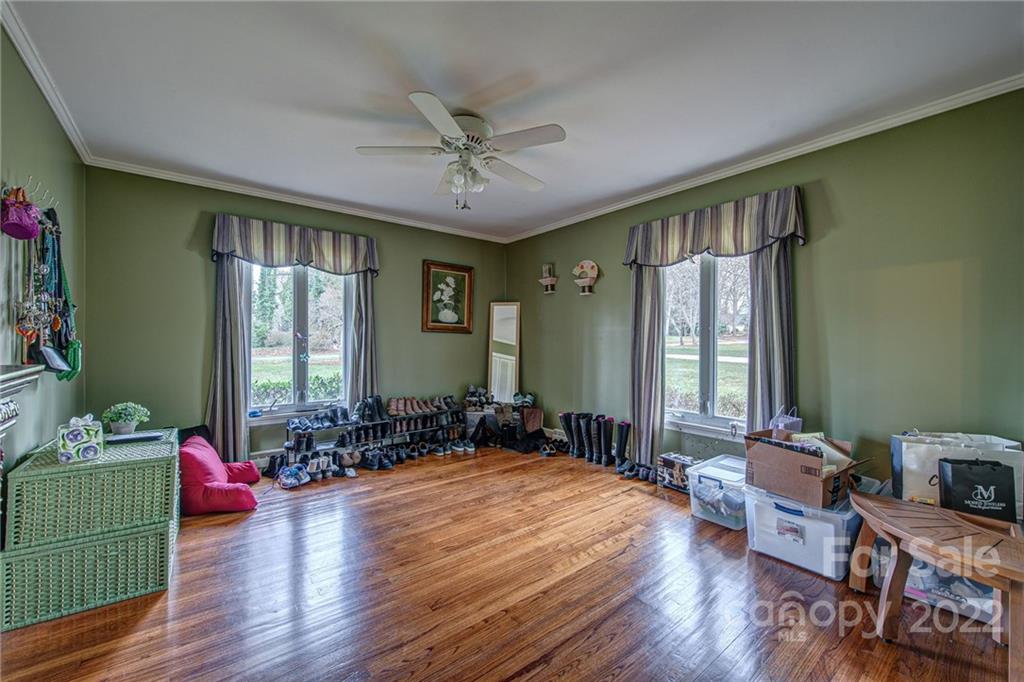 3630 Country Club Drive
