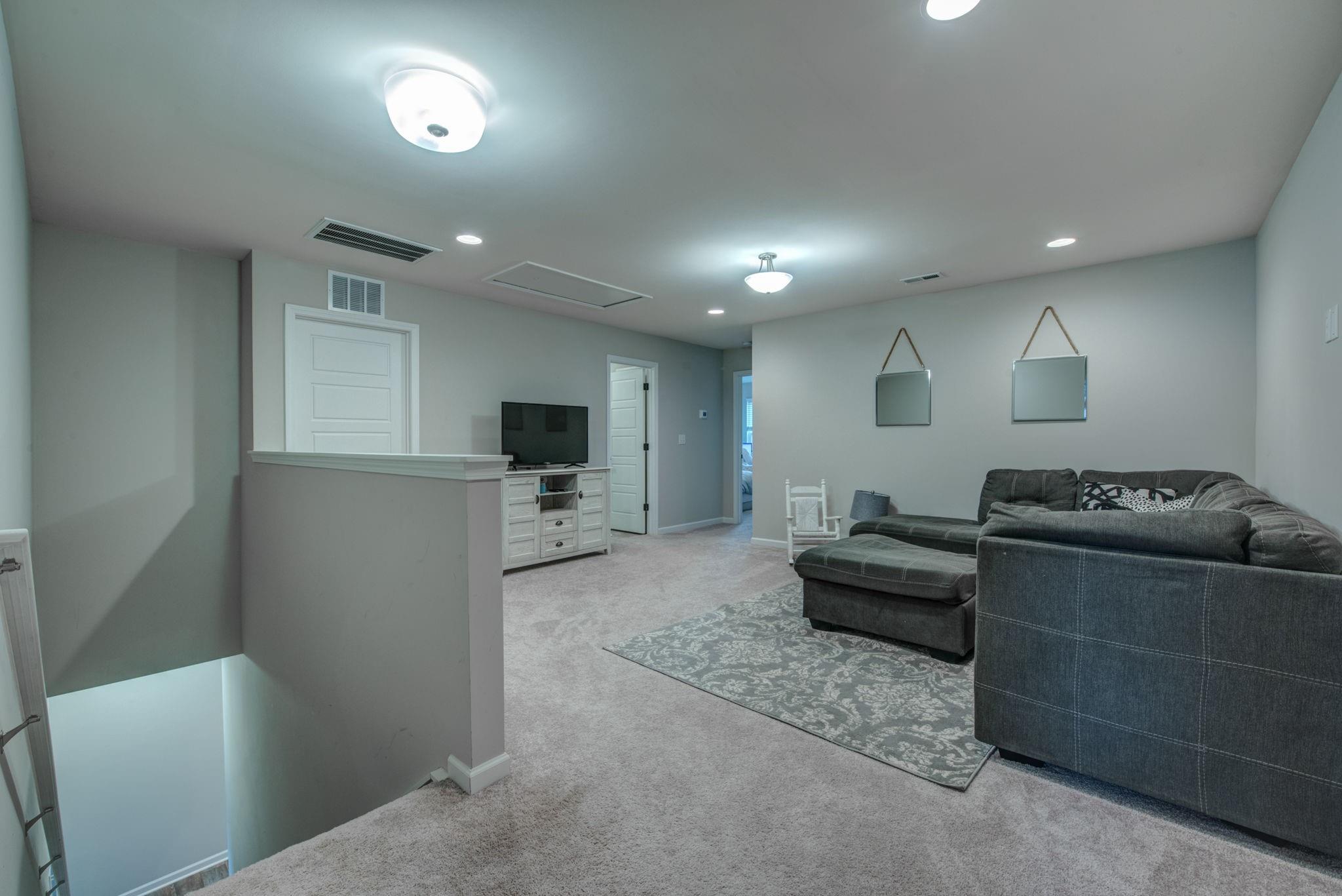 7043 Duncan Acres Drive