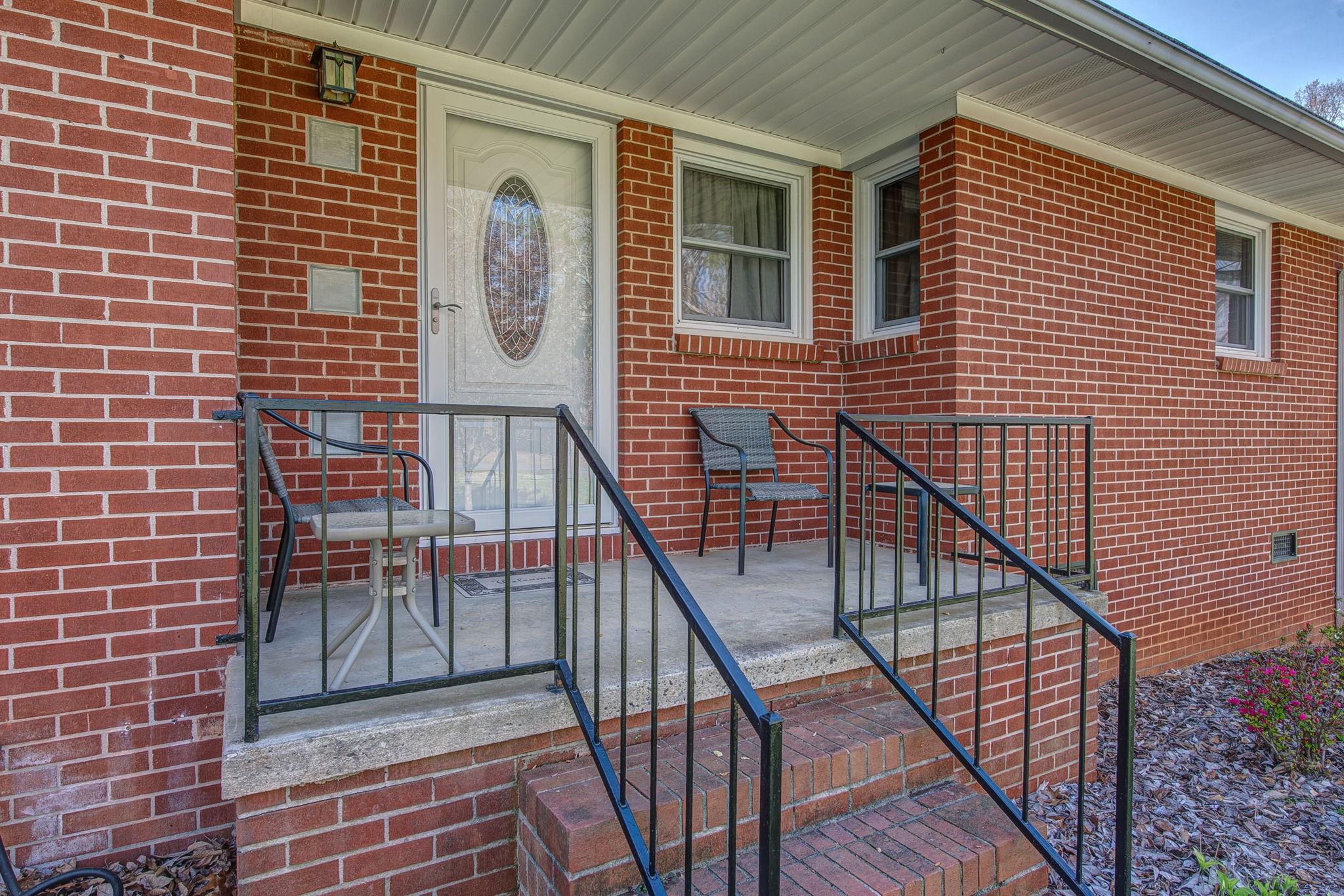 203 N Pine Street
