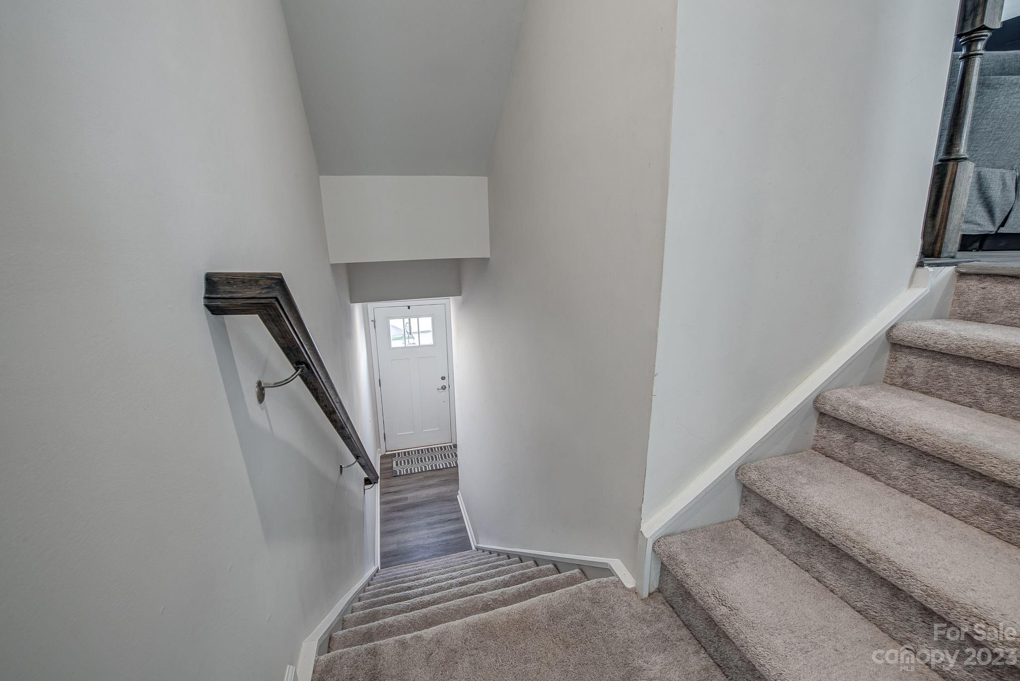 2607 Grantham Place Drive