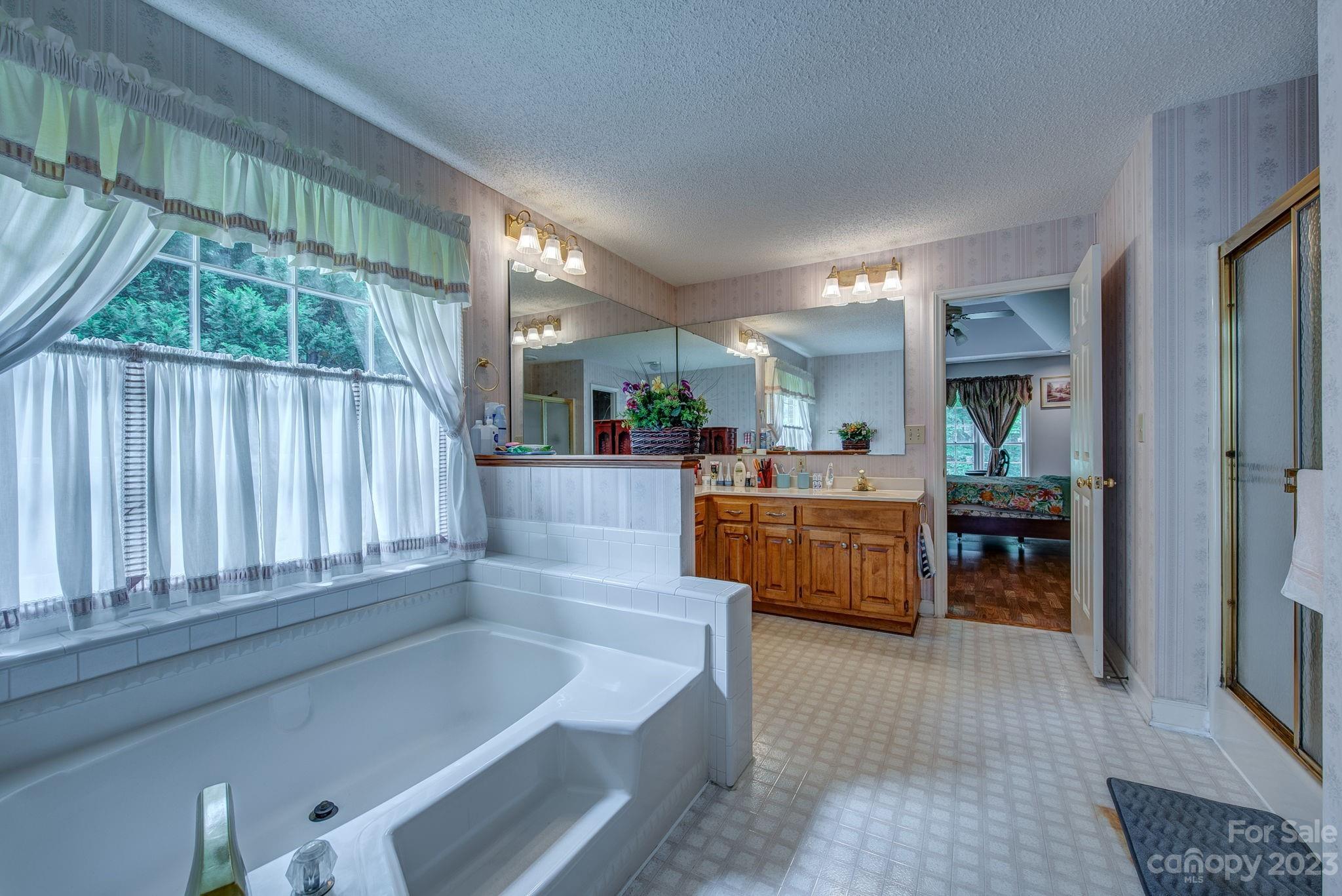 1661 Plantation Trail