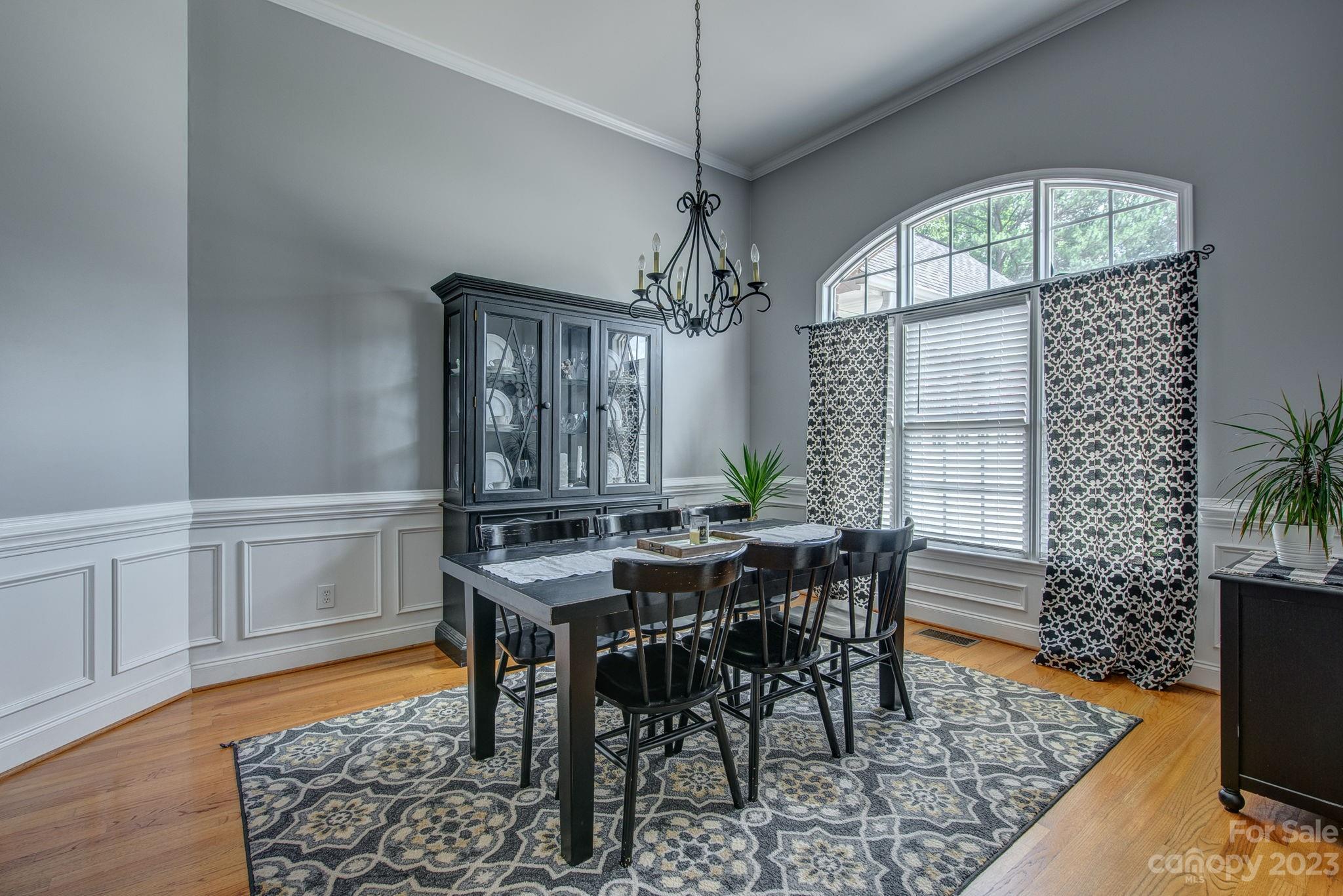 5269 Hickory Knoll Lane
